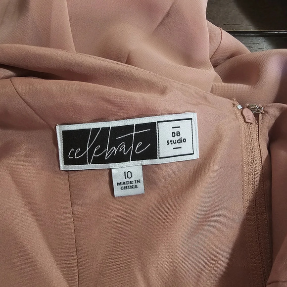 DAVIDS BRIDAL | NWT Chiffon flutter sleeve Desert Coral F20065 size 10 - Picture 7 of 9